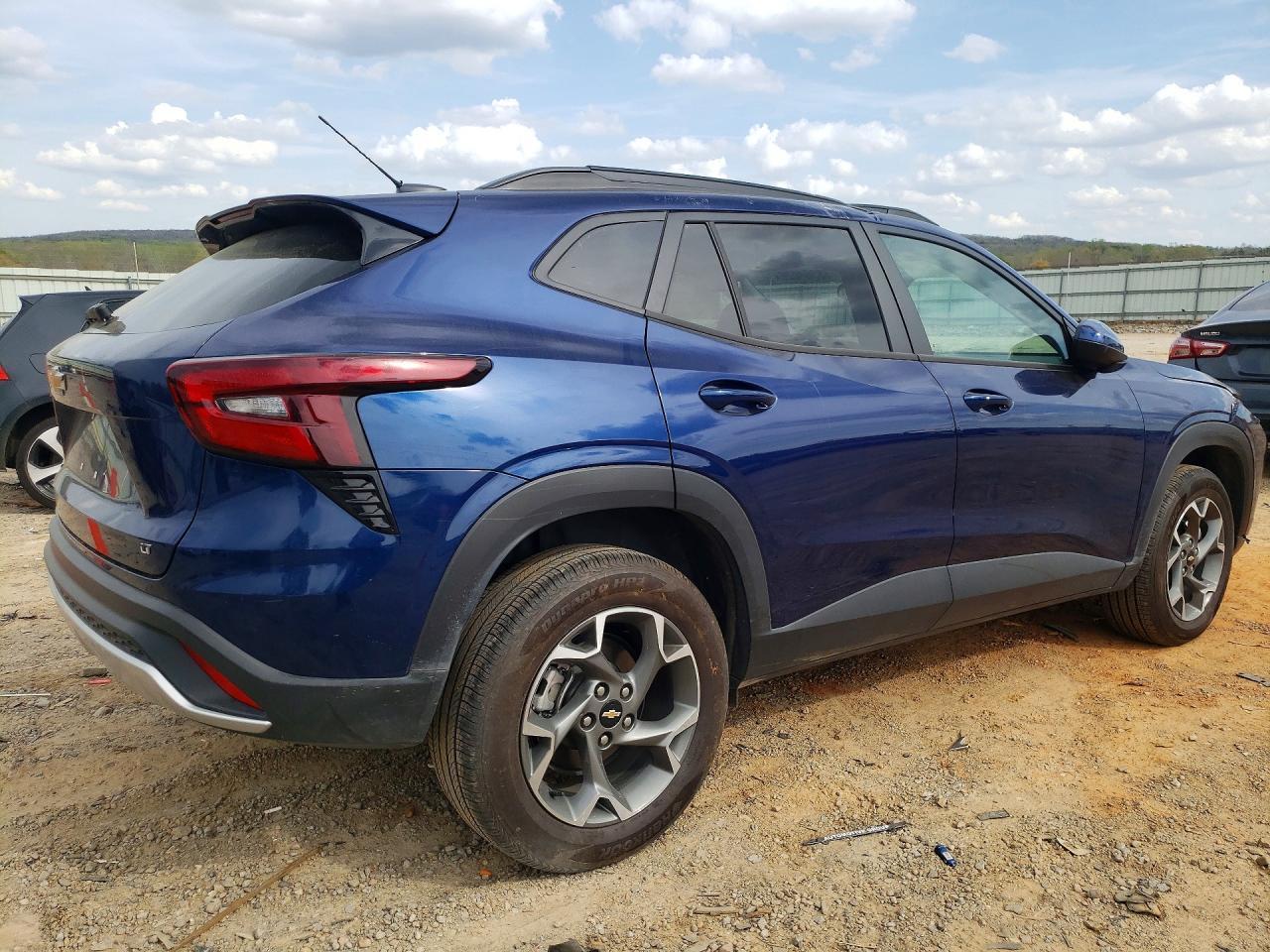 2024 Chevrolet Trax 1Lt - zdjęcie 3