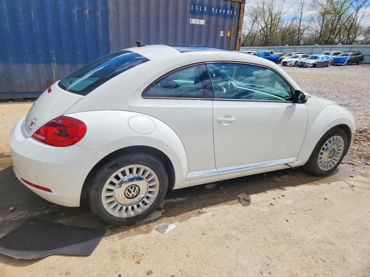2014 Volkswagen Beetle - zdjęcie 3