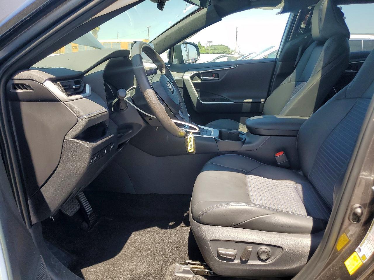 2024 Toyota Rav4 Hybrid Xse - zdjęcie 7