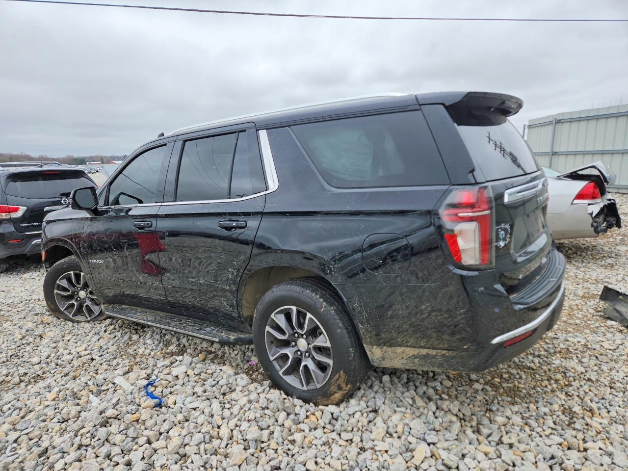 2021 Chevrolet Tahoe K1500 Lt - zdjęcie 2