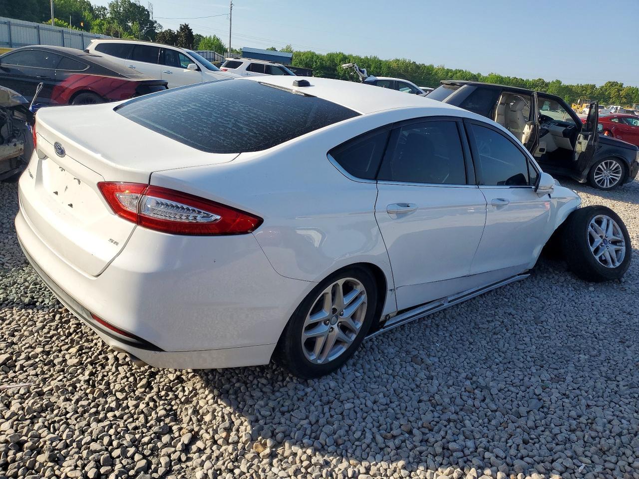 2014 Ford Fusion Se - zdjęcie 3