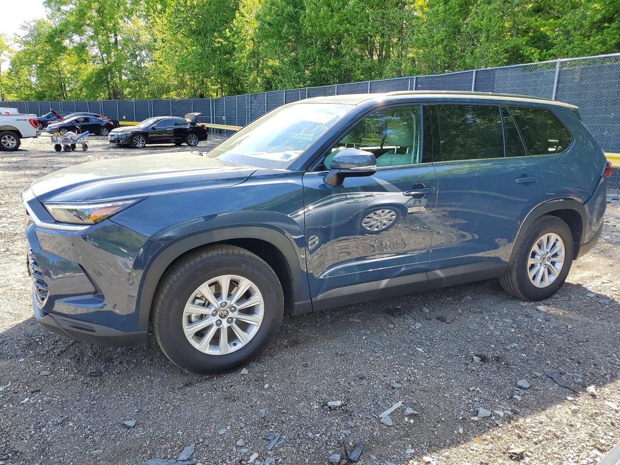 2026 Toyota Grand Highlander Hybrid Xle - zdjęcie główne