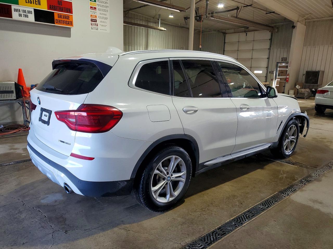 2020 BMW X3 xDrive30I - zdjęcie 3