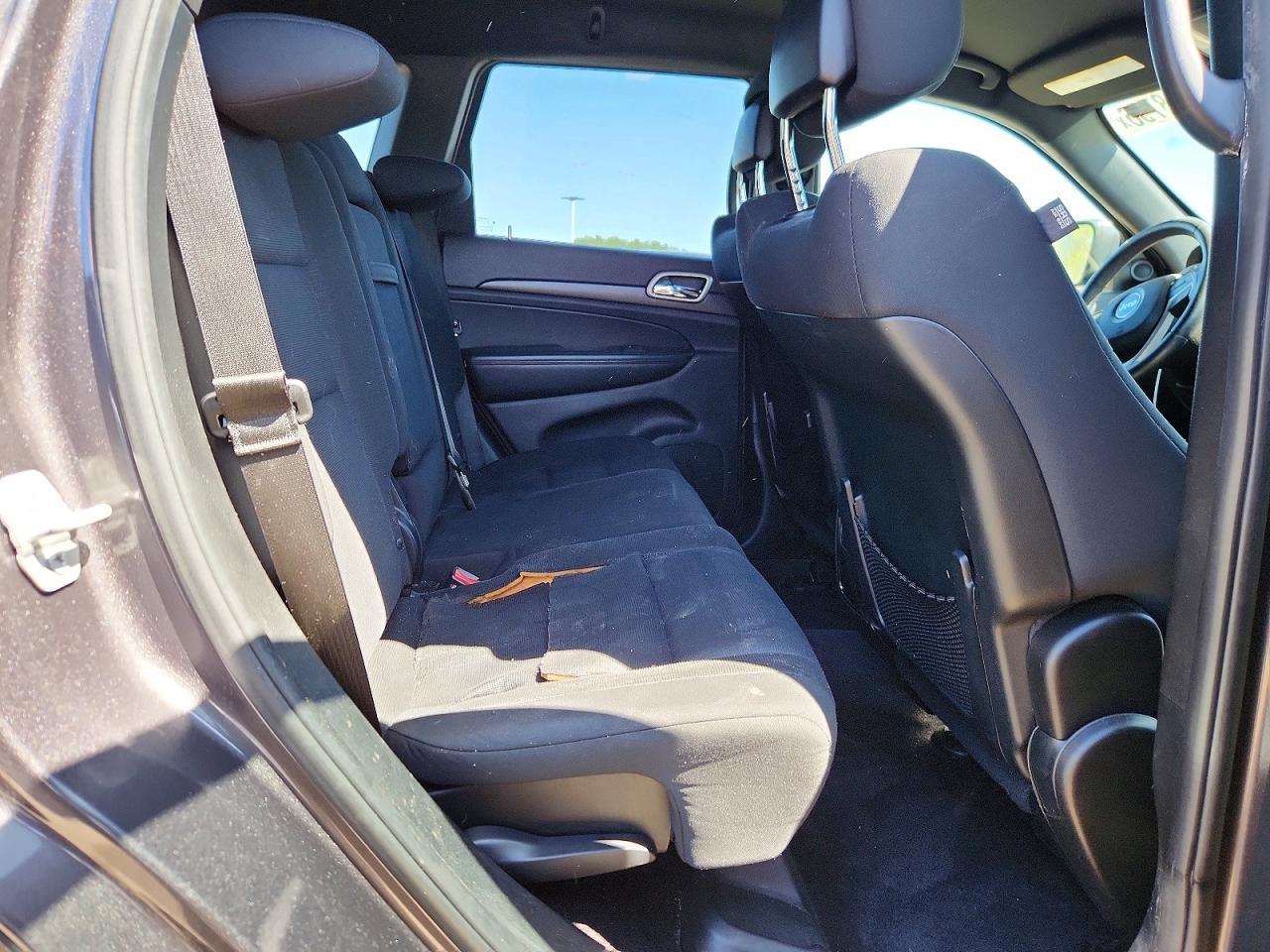 2016 Jeep Grand Cherokee Laredo - zdjęcie 10
