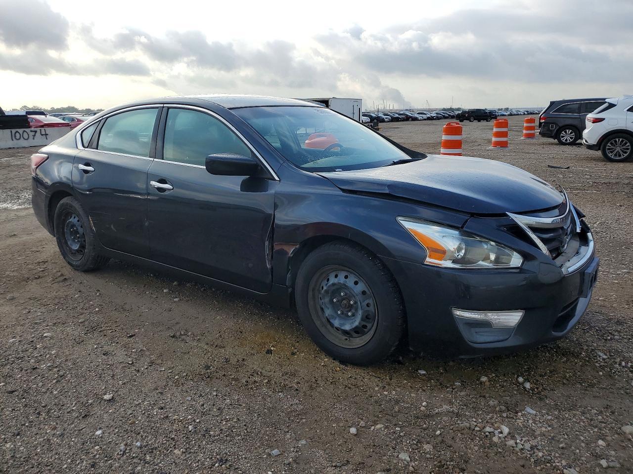 2013 Nissan Altima 2.5 - zdjęcie 4