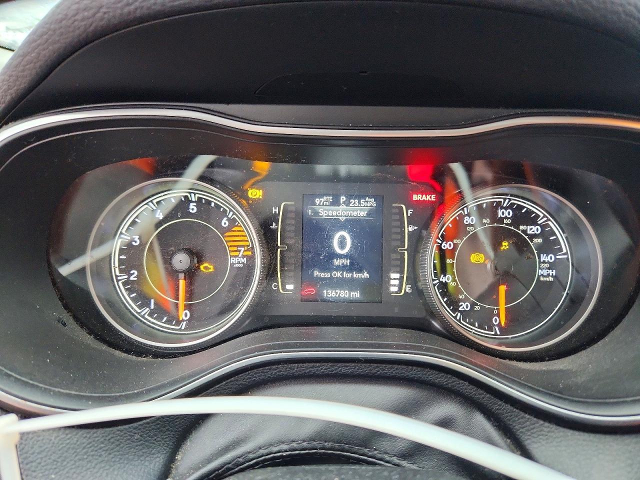 2019 Jeep Cherokee Latitude - zdjęcie 9