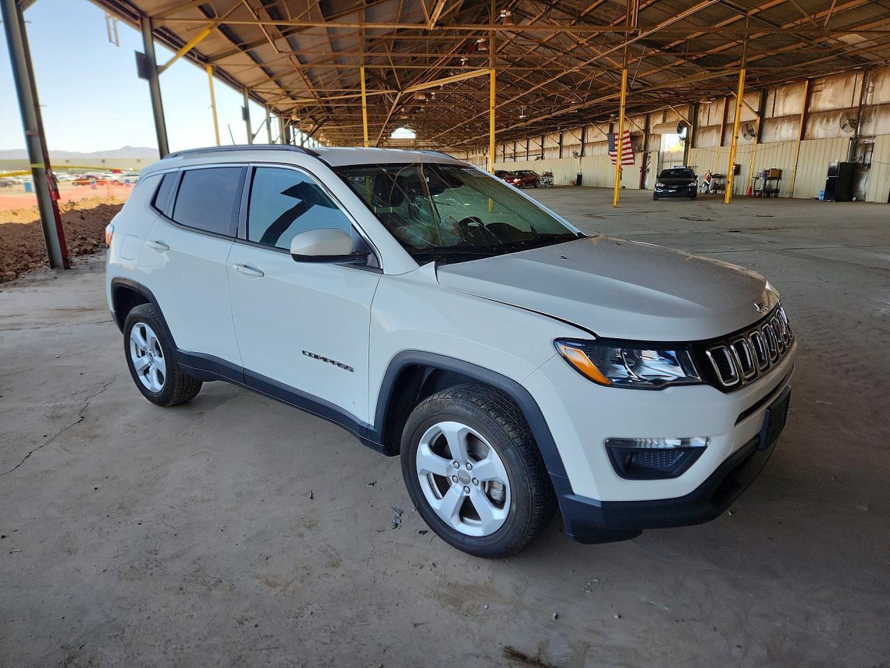 2020 Jeep Compass Latitude - zdjęcie 4