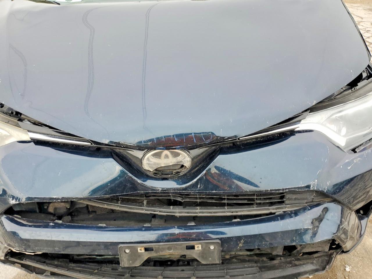 2018 Toyota Rav4 Le - zdjęcie 12