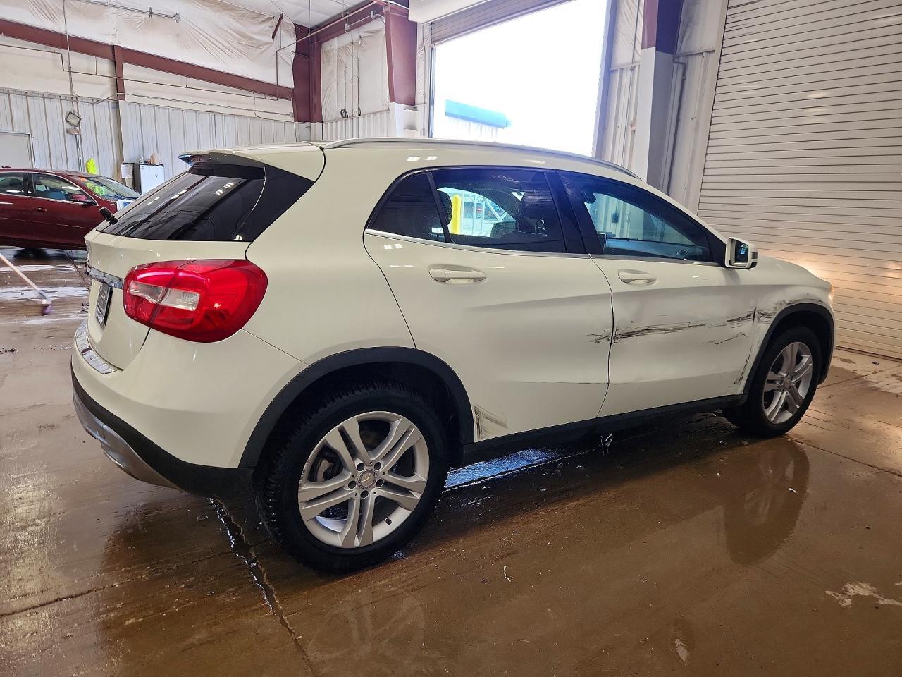 2016 Mercedes-Benz Gla 250 - zdjęcie 3