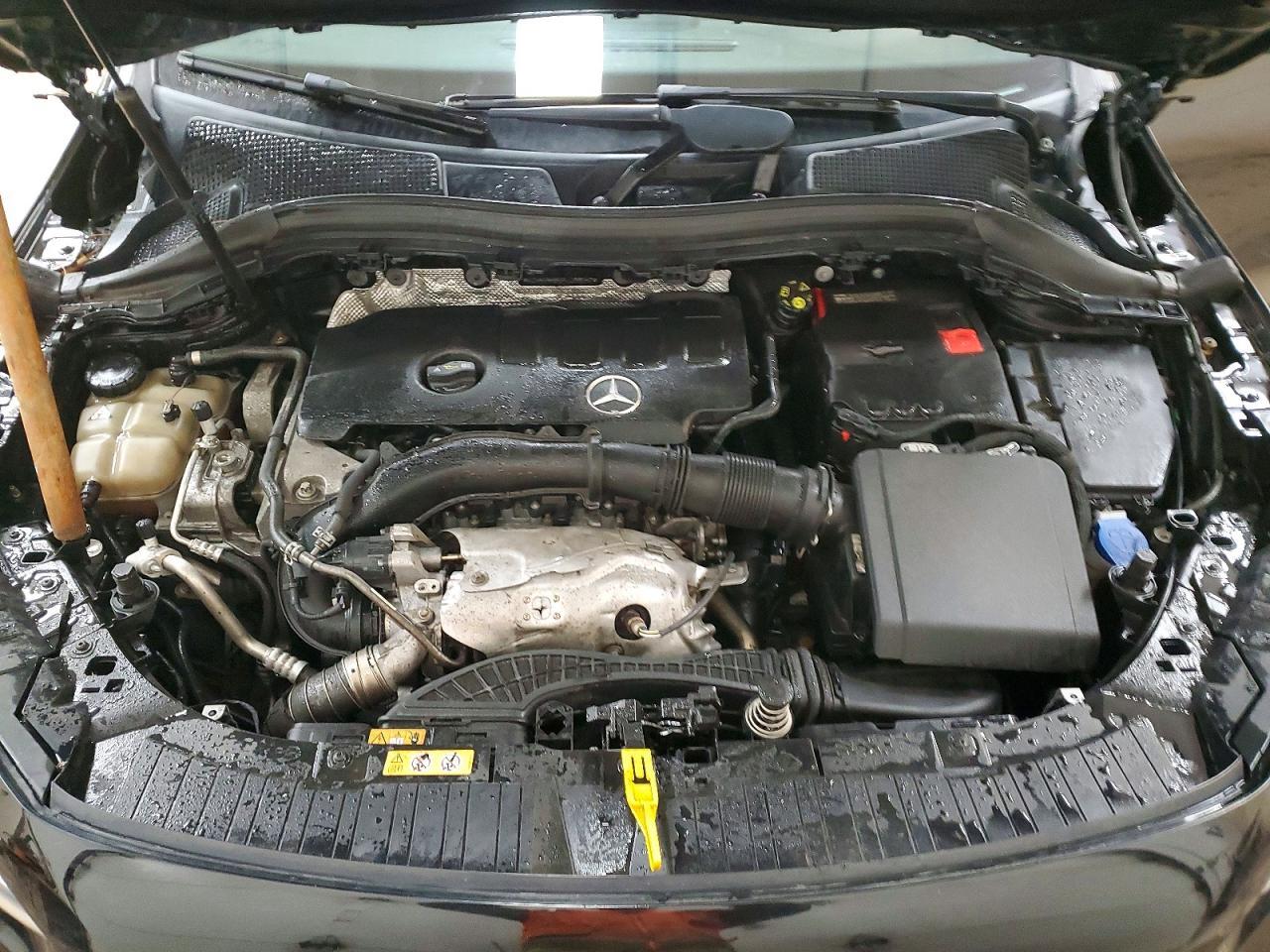 2021 Mercedes-Benz Gla 250 4Matic - zdjęcie 12