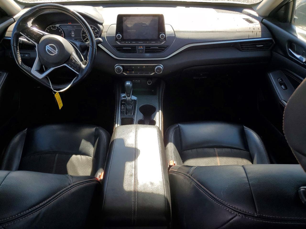 2021 Nissan Altima Sr - zdjęcie 8