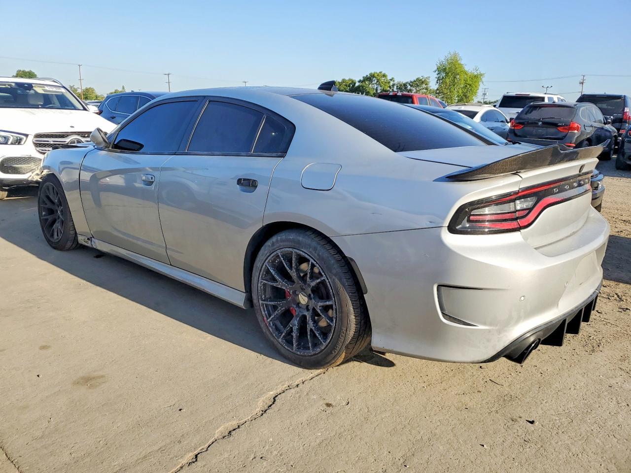 2019 Dodge Charger Scat Pack - zdjęcie 2