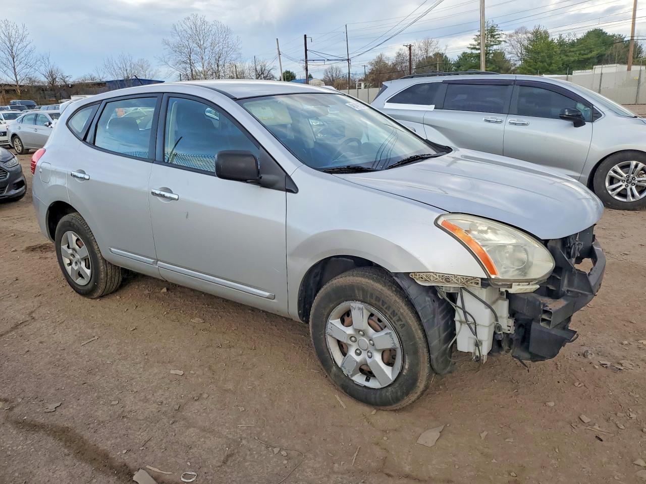 Nissan Rogue - zdjęcie 4