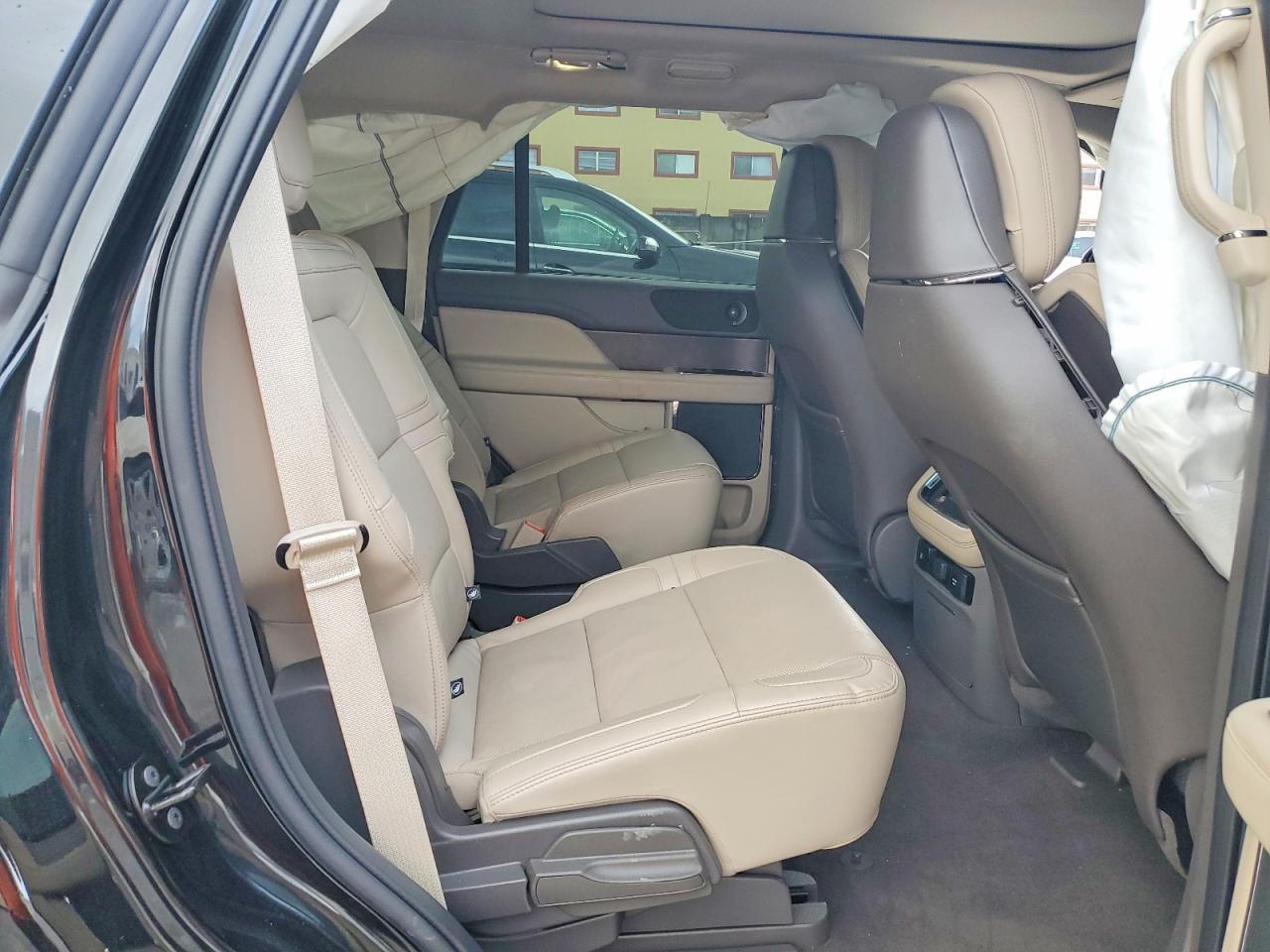 2024 Lincoln Navigator Reserve - zdjęcie 11