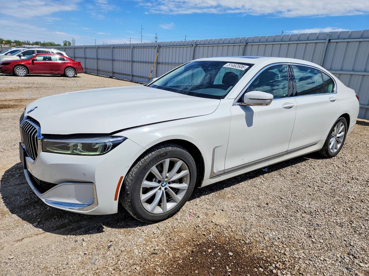 2020 BMW 740 Xi - zdjęcie główne
