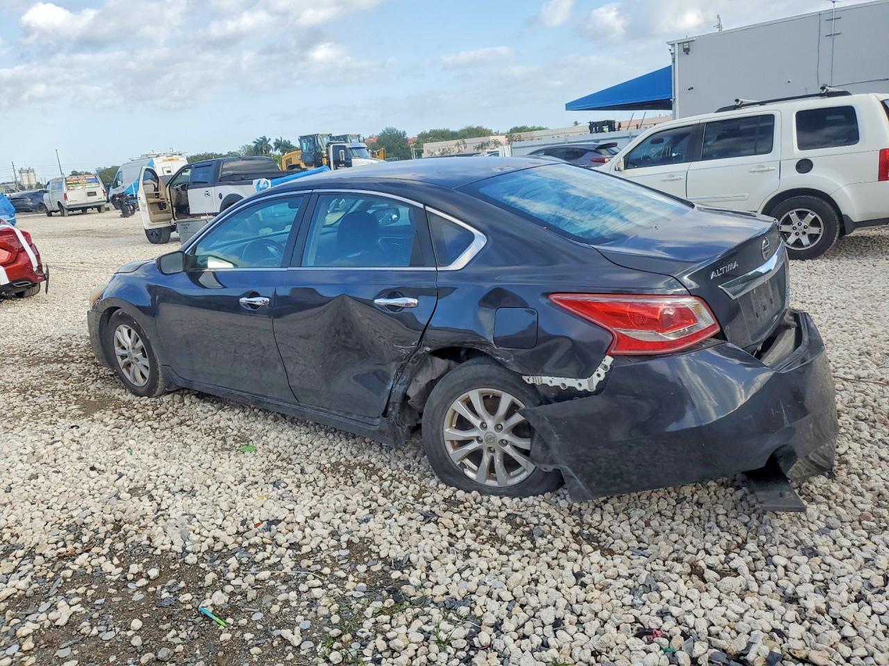 2013 Nissan Altima 2.5 - zdjęcie 2