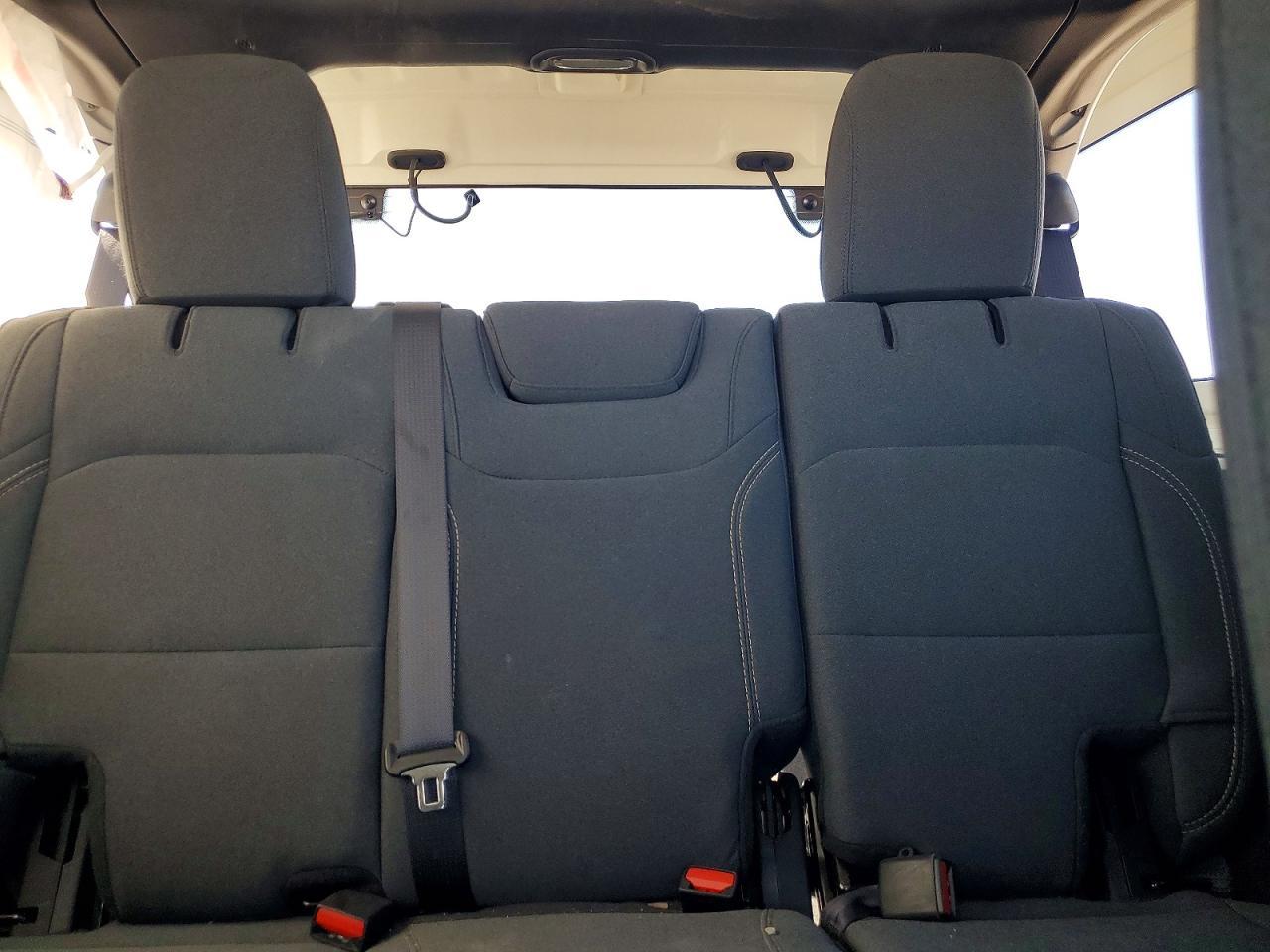 2024 Jeep Wrangler Sport - zdjęcie 10