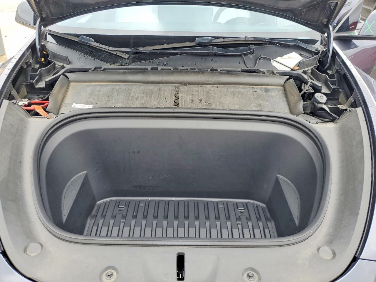 2023 Tesla Model Y - zdjęcie 11