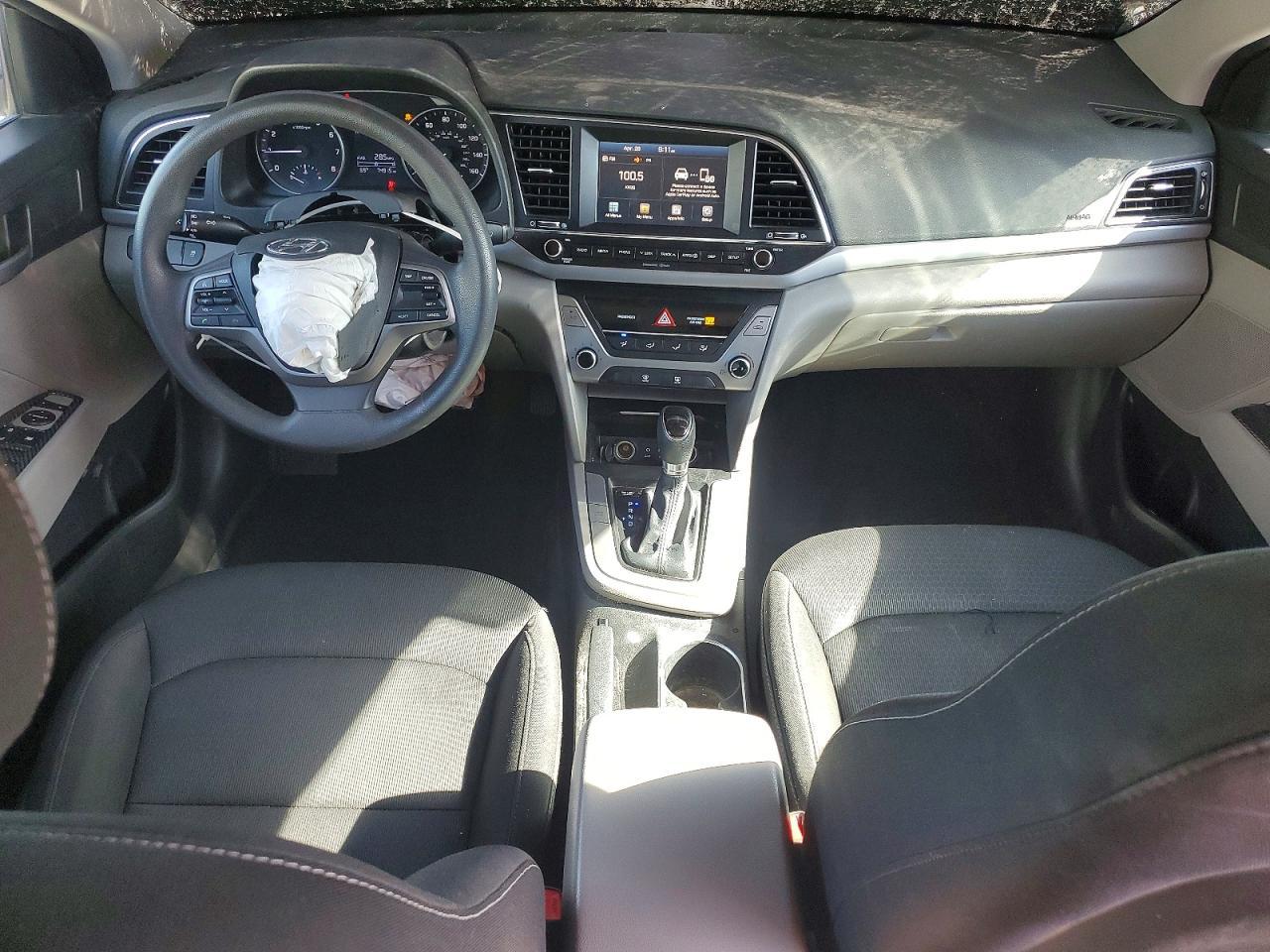 2017 Hyundai Elantra Se - zdjęcie 8