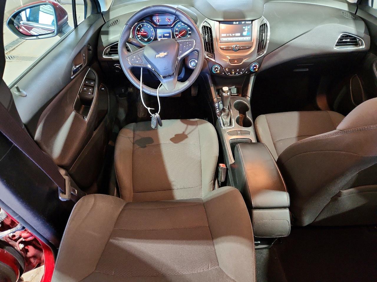2017 Chevrolet Cruze Lt - zdjęcie 8
