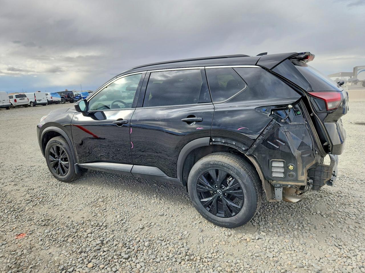 2023 Nissan Rogue Sv - zdjęcie 2