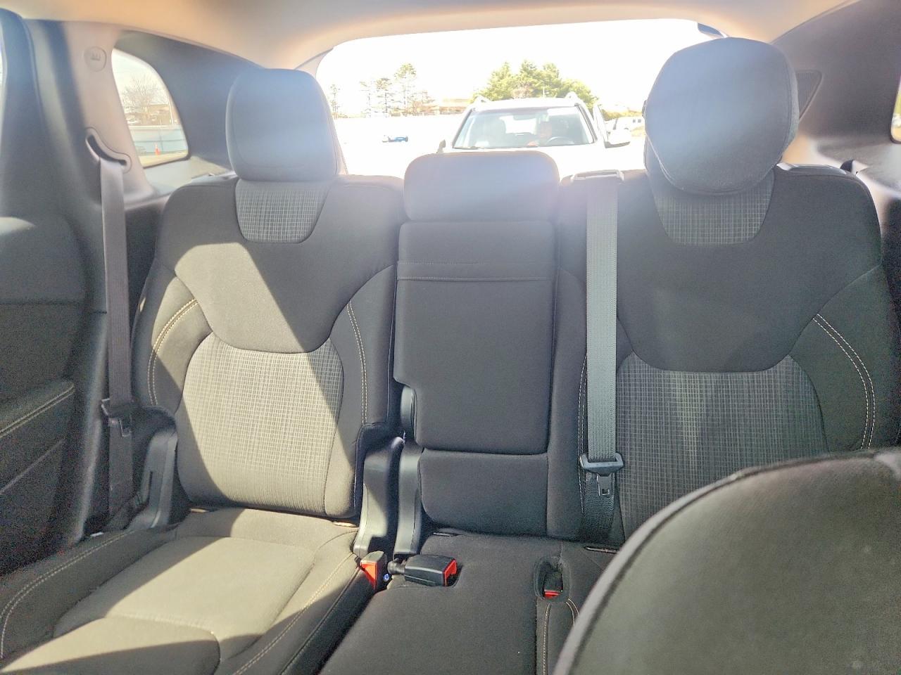 2015 Jeep Cherokee Latitude - zdjęcie 10