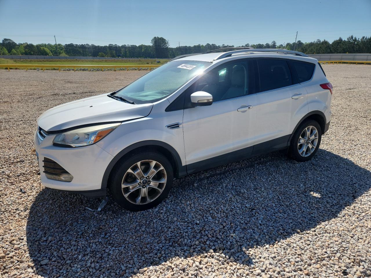 2016 Ford Escape Titanium - zdjęcie główne