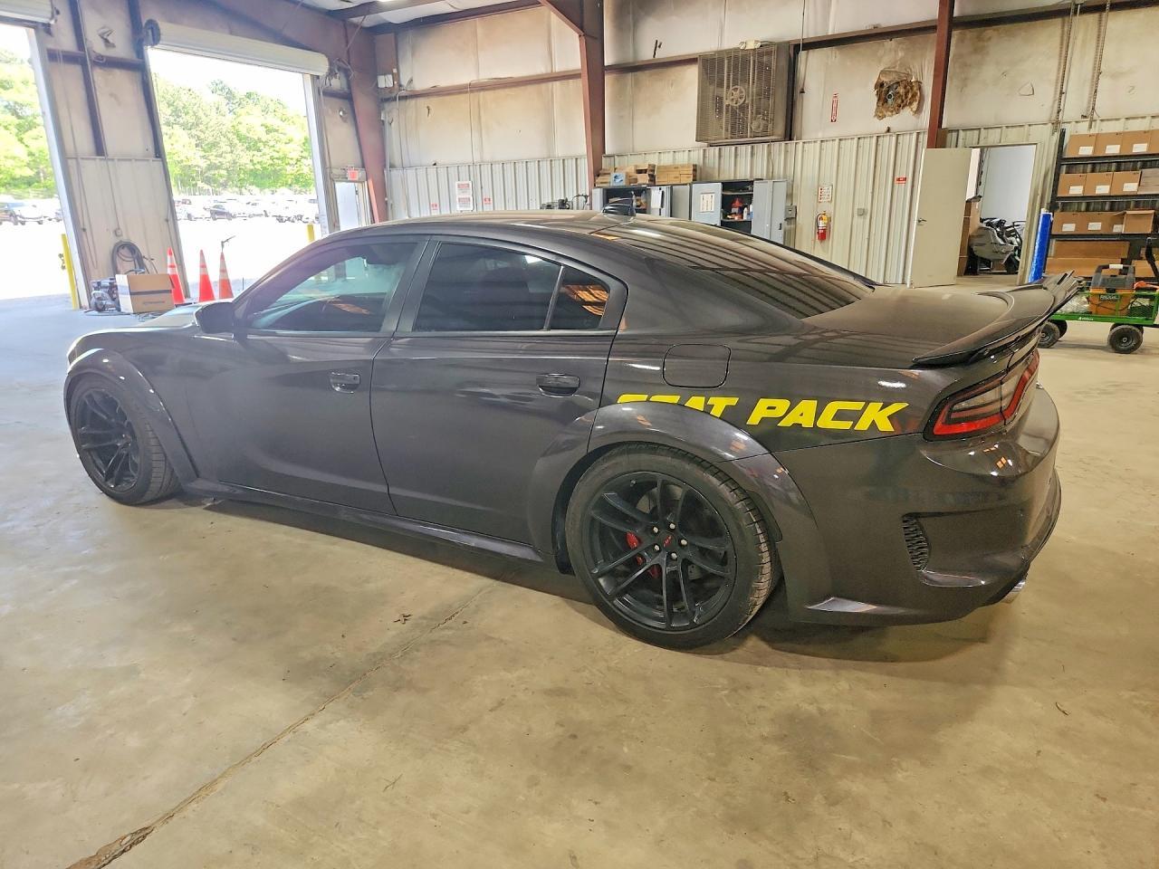2021 Dodge Charger Scat Pack - zdjęcie 2