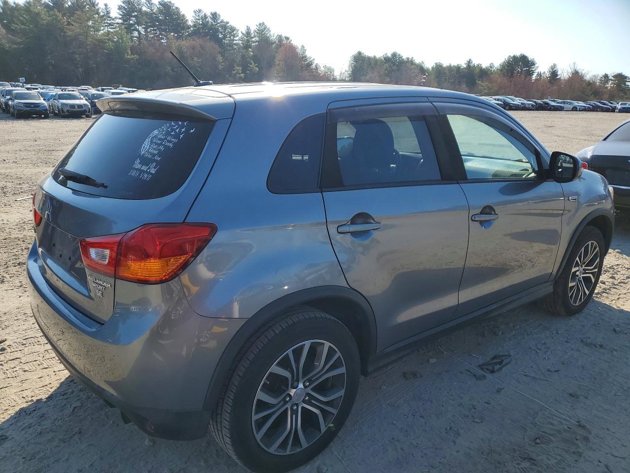 2016 Mitsubishi Outlander Sport Es - zdjęcie 3