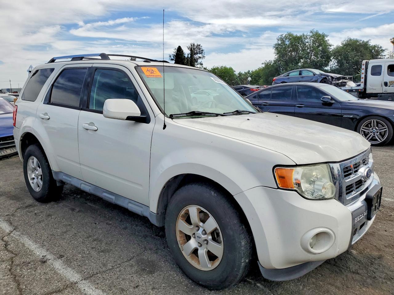 2021 Ford Escape - zdjęcie 4
