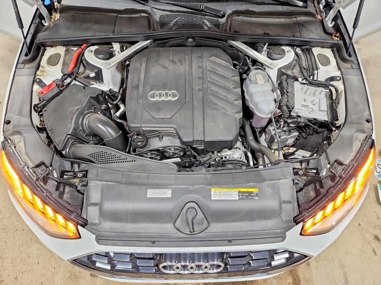 2022 Audi A4 Premium Plus 45 - zdjęcie 11
