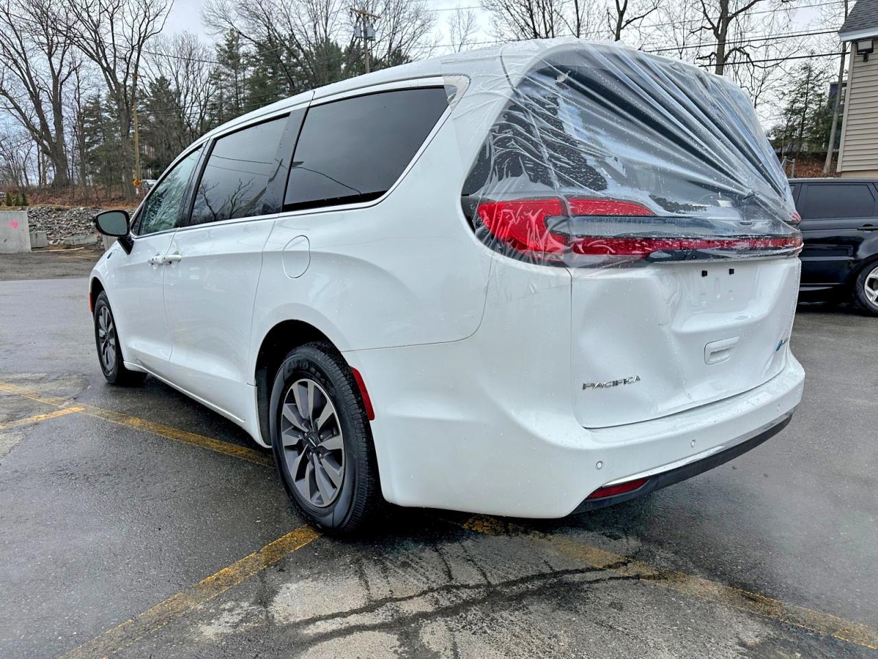 2025 Chrysler Pacifica Hybrid Select - zdjęcie 2