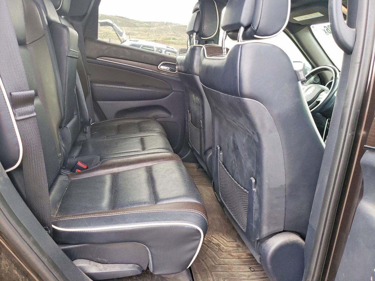 2017 Jeep Grand Cherokee Overland - zdjęcie 11