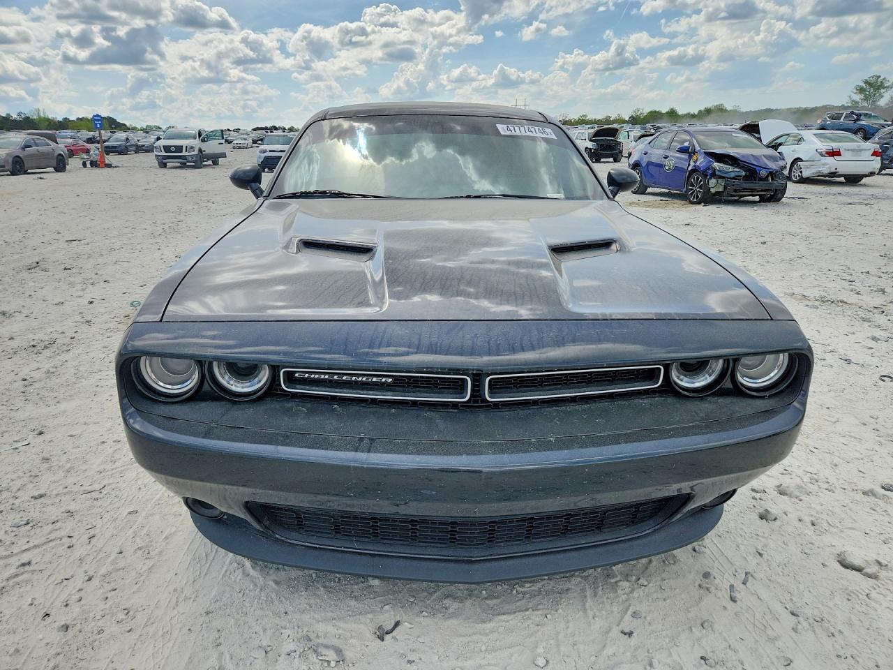 2019 Dodge Challenger Sxt - zdjęcie 5