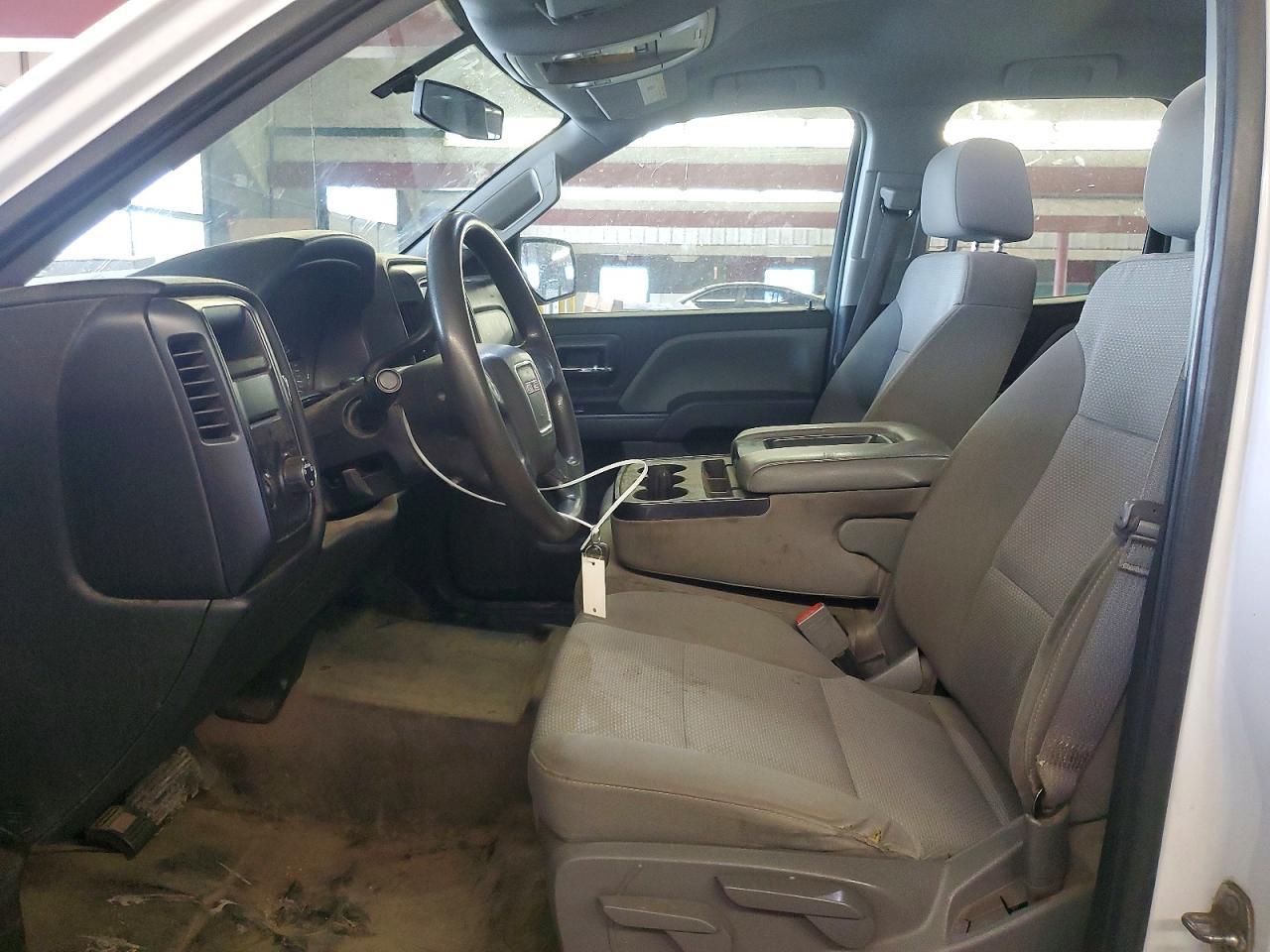 2016 GMC Sierra C1500 - zdjęcie 7