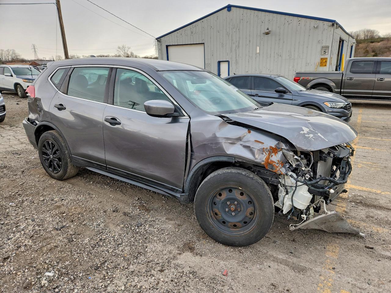 2018 Nissan Rogue S - zdjęcie 4