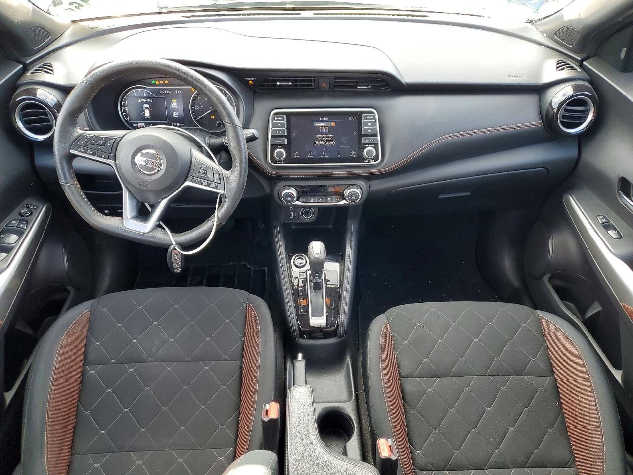 2020 Nissan Kicks Sr - zdjęcie 8