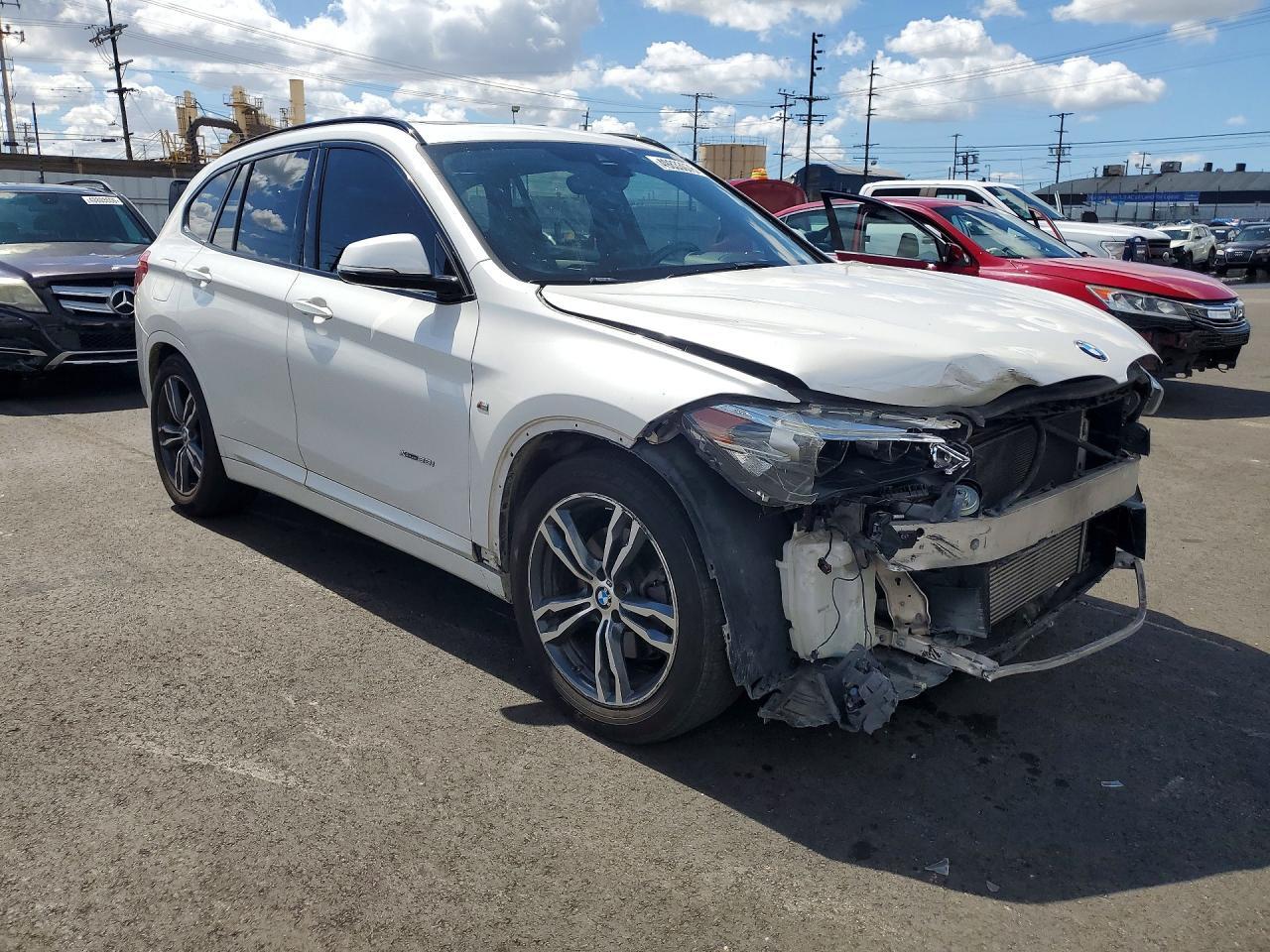 2017 BMW X1 xDrive28I - zdjęcie 4