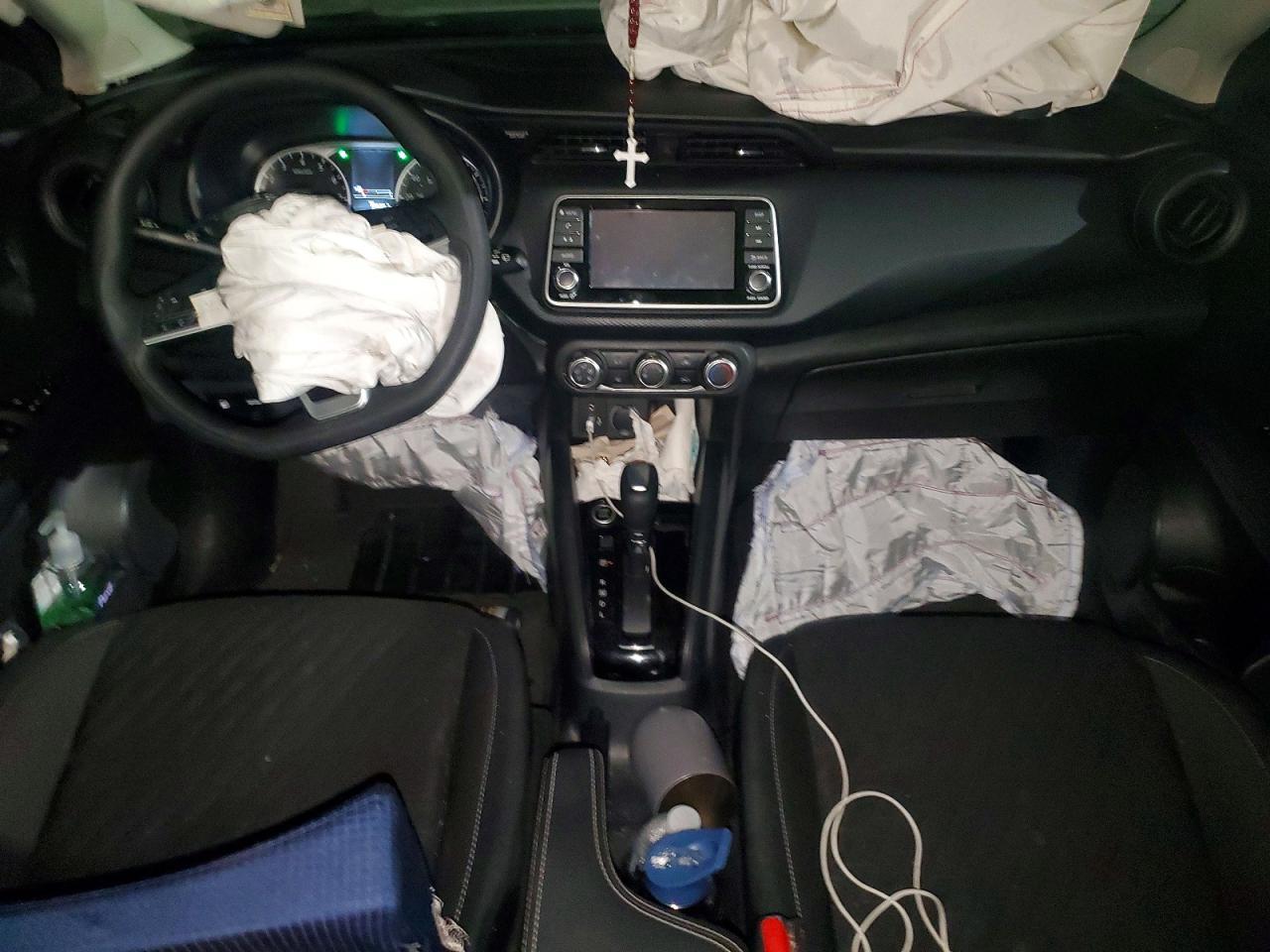 2022 Nissan Kicks S - zdjęcie 8