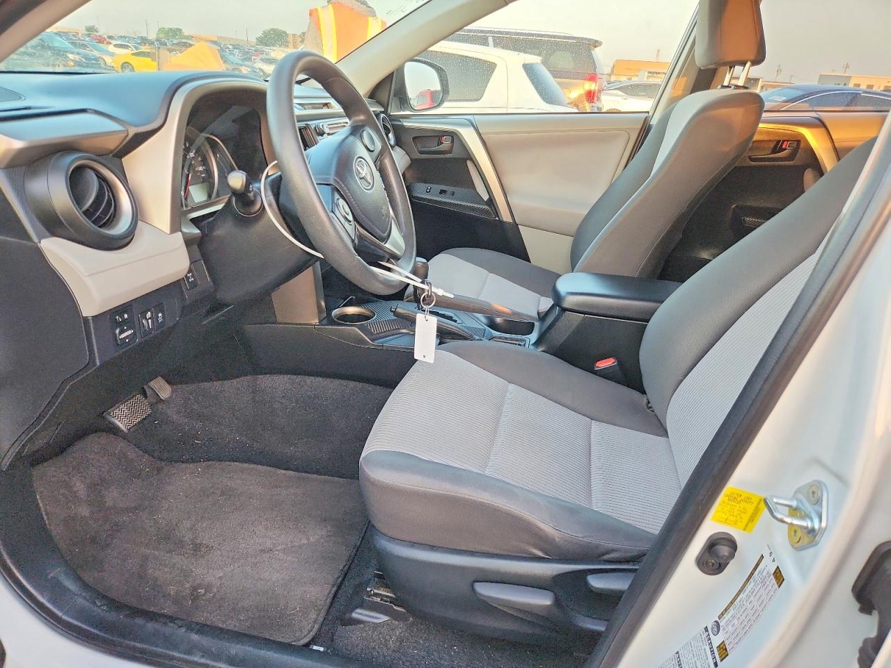 2013 Toyota Rav4 Le - zdjęcie 7
