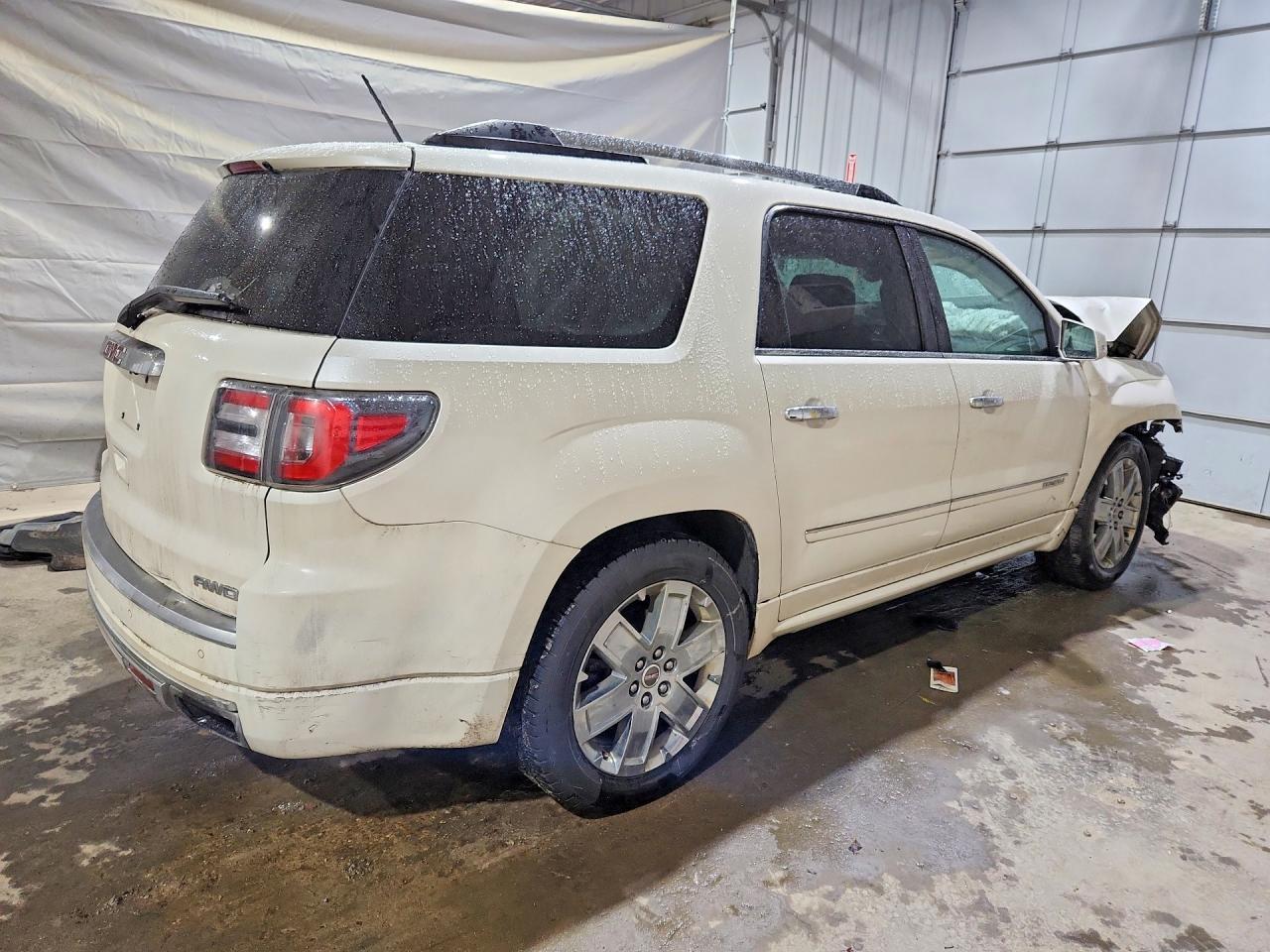 2015 GMC Acadia Denali - zdjęcie 3