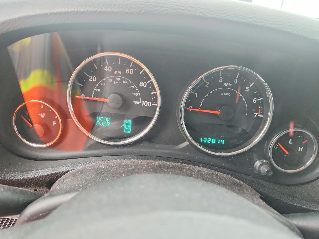 2014 Jeep Wrangler Unlimited Sport - zdjęcie 9