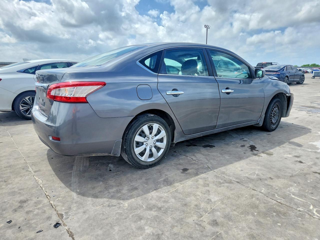 2015 Nissan Sentra S - zdjęcie 3