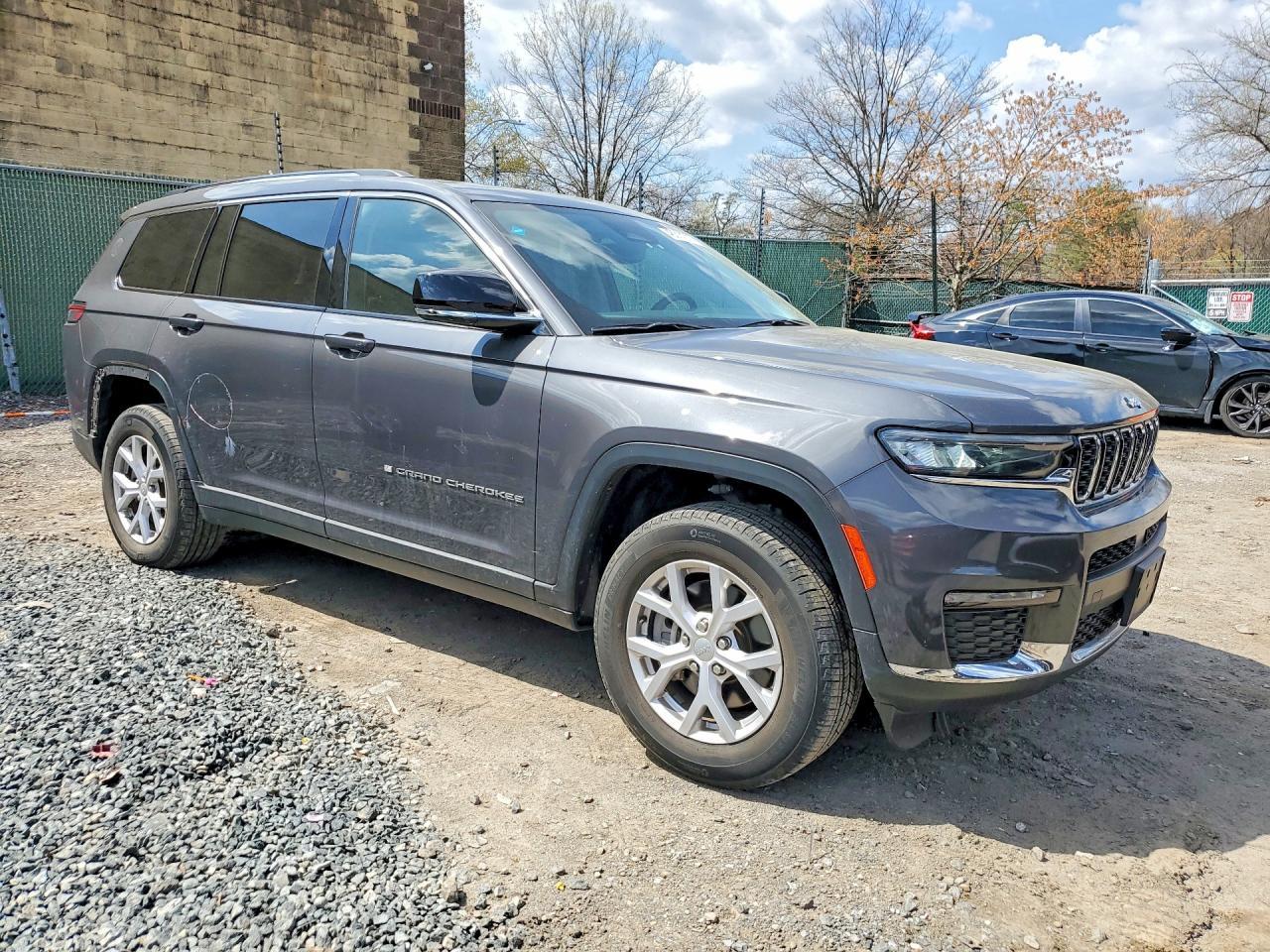 2021 Jeep Grand Cherokee L Limited - zdjęcie 4