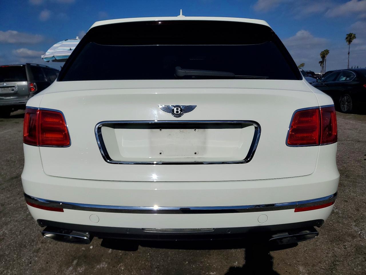 2018 Bentley Bentayga - zdjęcie 6