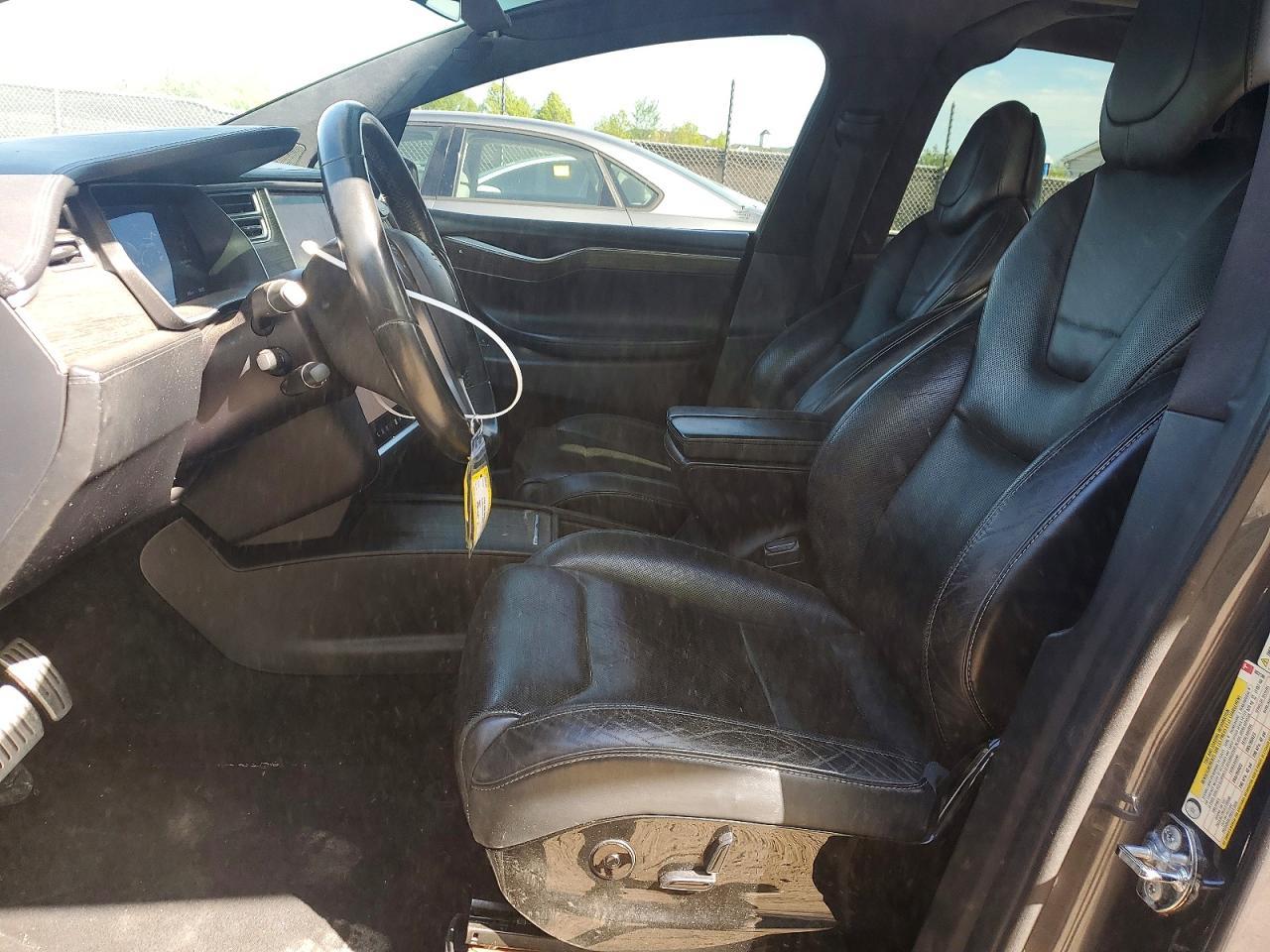 2016 Tesla Model X - zdjęcie 7