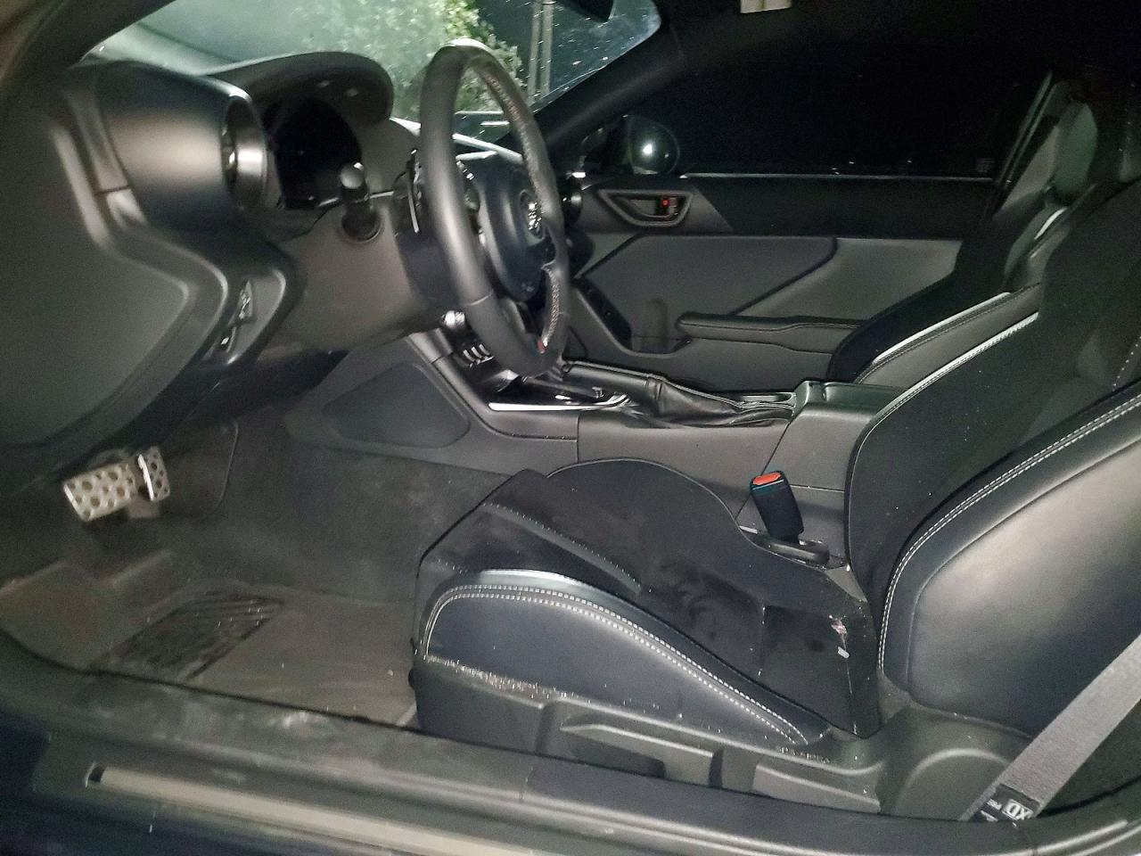 2025 Toyota Gr 86 Premium - zdjęcie 7