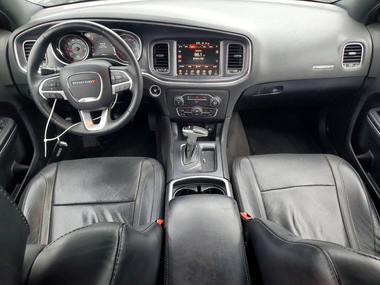 2015 Dodge Charger Sxt - zdjęcie 8