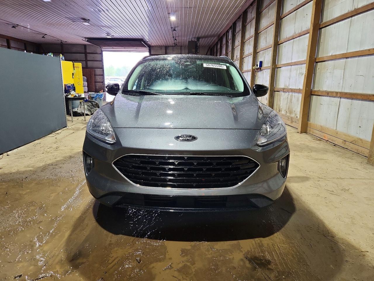 2022 Ford Escape Sel - zdjęcie 5