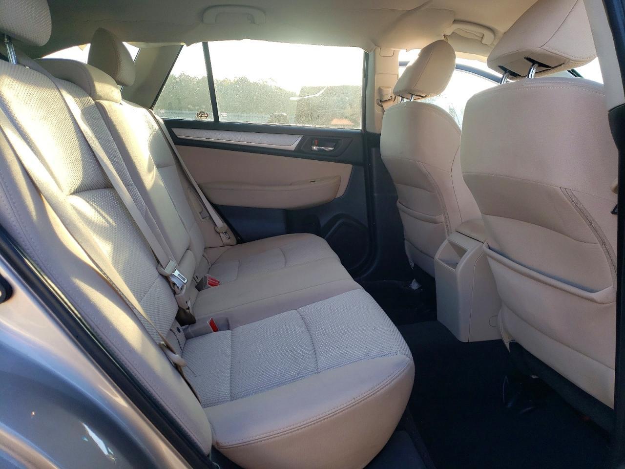 2017 Subaru Outback 2.5I Premium - zdjęcie 11